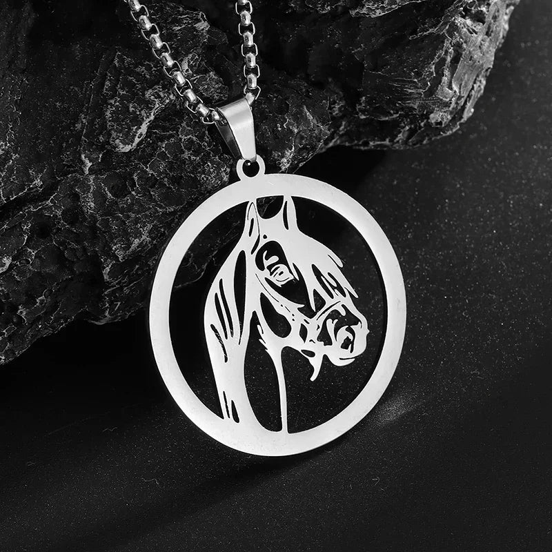 Stainless Steel Hollow Horse Head Animal Pendant Necklace Suitable for Male and Female Couples Hip-Hop Trendy Cool Jewelry