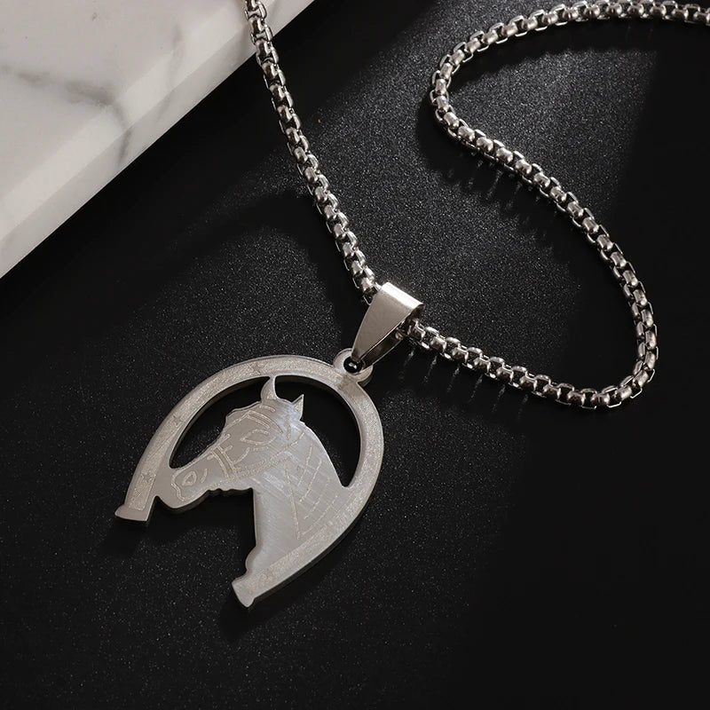 Stainless Steel Hollow Horse Head Animal Pendant Necklace Suitable for Male and Female Couples Hip-Hop Trendy Cool Jewelry