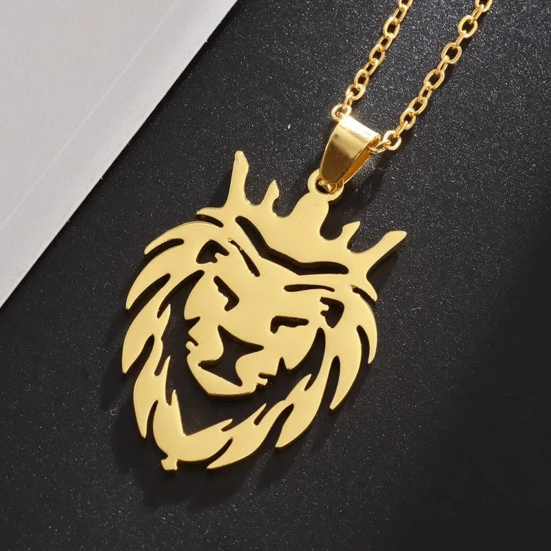 Stainless Steel Hollow Horse Head Animal Pendant Necklace Suitable for Male and Female Couples Hip-Hop Trendy Cool Jewelry