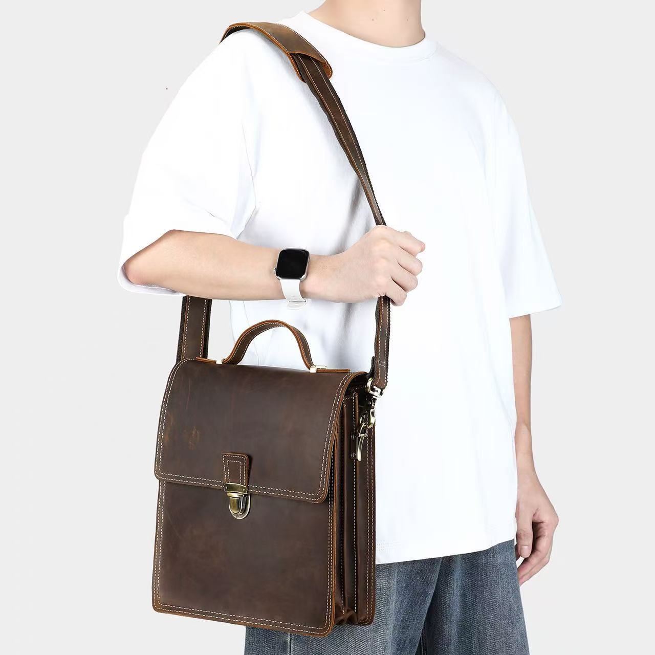 Men's Vertical Design Square Large Capacity Shoulder Messenger Bag