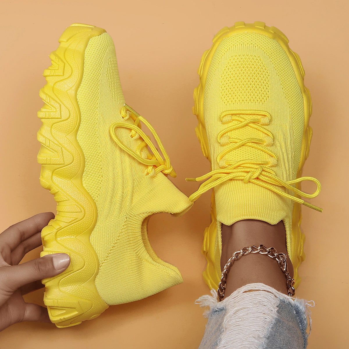 Plus Size Women's Sports Shoes Breathable Fly-knit Socks Shoes