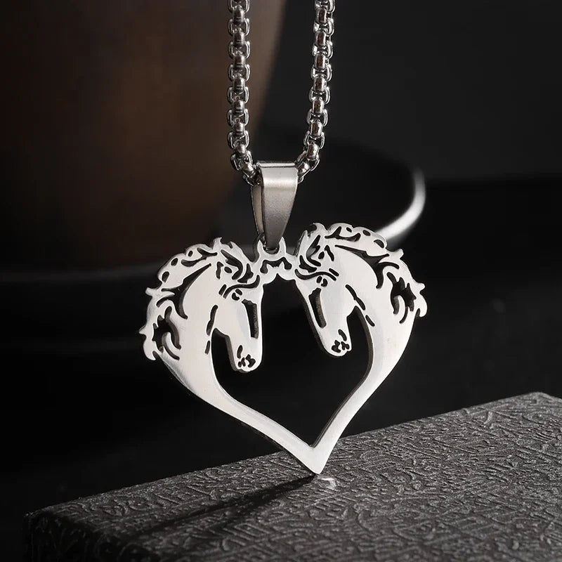 Stainless Steel Hollow Horse Head Animal Pendant Necklace Suitable for Male and Female Couples Hip-Hop Trendy Cool Jewelry